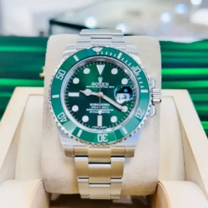 Rolex Submariner Hulk 116610LV Green Ceramic Bezel Oyster Watch MINT
