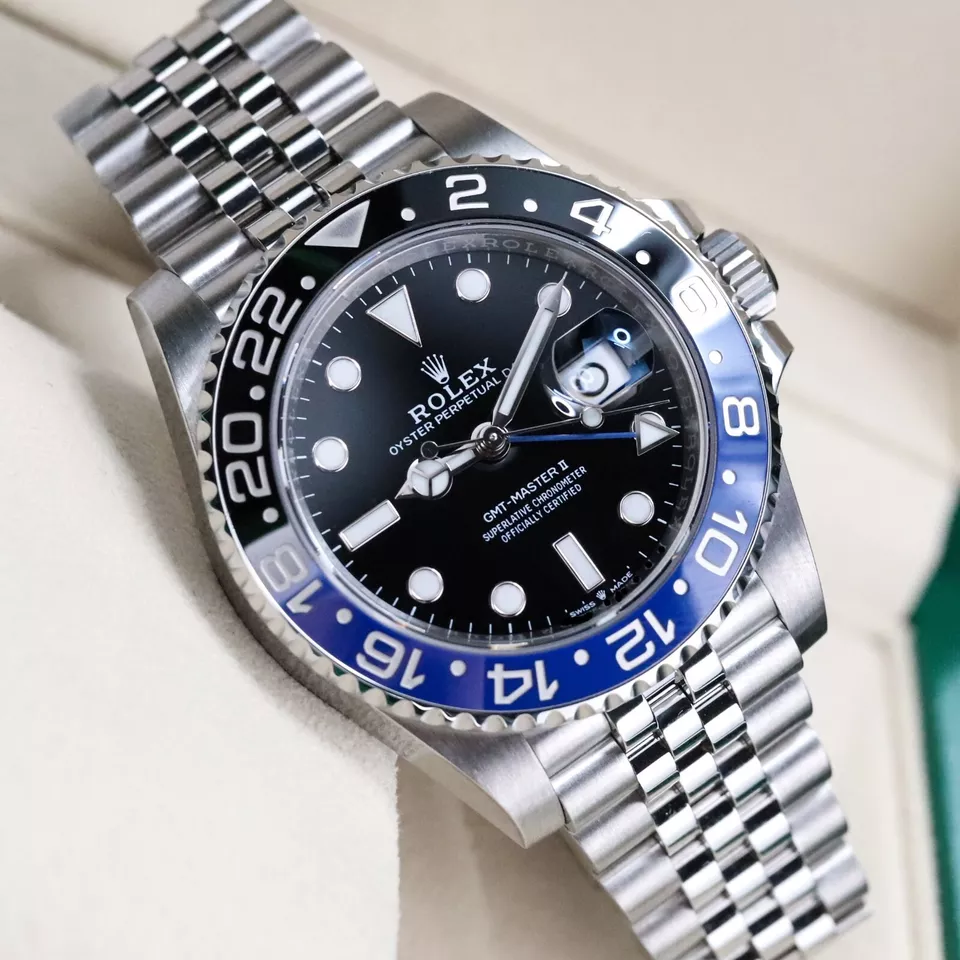 Authentic Rolex GMT-Master II Batman Jubilee Automatic Men’s Watch 126710BLNR - Image 3